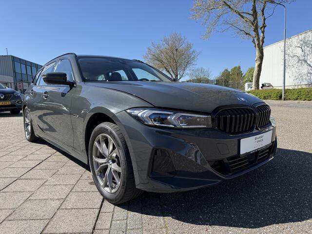 BMW 3-SERIE Touring 320e Business Edition Plus | Automatische Trekhaak | Adaptieve Cruise Control | Sportstoelen