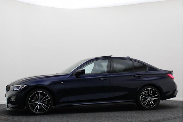 BMW 3-SERIE 320e Business Edition Plus M Sport Laser LED, Leer, Schuif-/kanteldak, Apple Carplay, Trekhaak elektr., 19"