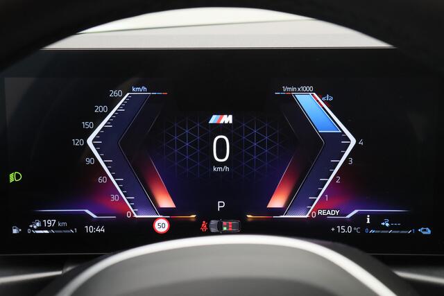 BMW 3-SERIE Touring 320e M Sport Navigatie, Elek. trekhaak, Apple Carplay, LED, 18"