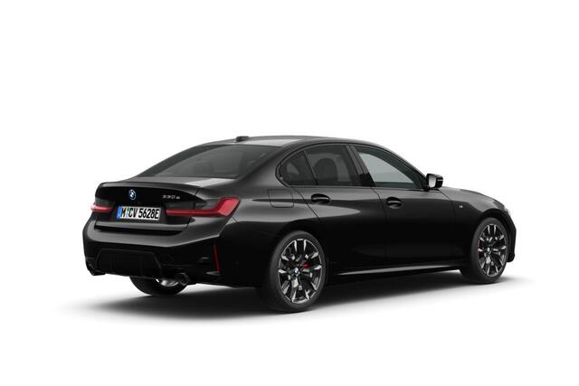 BMW 3-SERIE Sedan 330e M Sport Edition | M Sportpakket Pro | Active Cruise Control