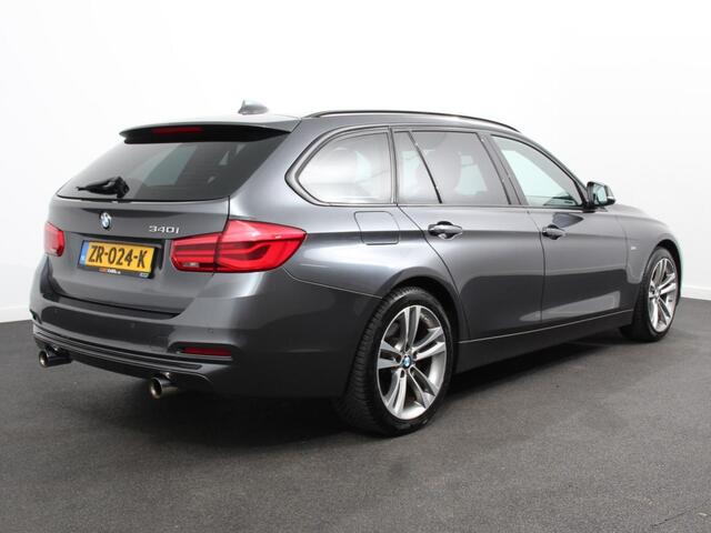BMW 3-SERIE Touring 340i 326 pk Automaat Sport-Line | Navigatie | Climate Control | Cruise Control | Led | Electrisch bedienbare achterklep | Extra Getint Glas | Lichtmetalen velgen 18" | Stoelverwarming