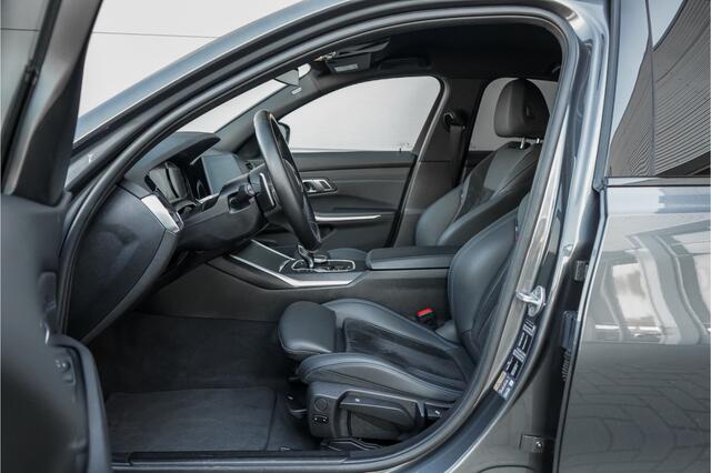 BMW 3-SERIE 330e High Executive M-Sport Parkeerhulp M-Remmen CarPlay