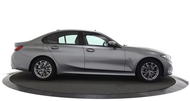 BMW 3-SERIE 320e