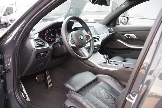 BMW 3-SERIE 330e M-SPORT SCHUIFDAK, INDIVIDUAL LEDER, LASER, HUD, HARMAN/KARDON, ADAPT. CRUISE, SPORTSTOELEN, DRAVIT GRAU