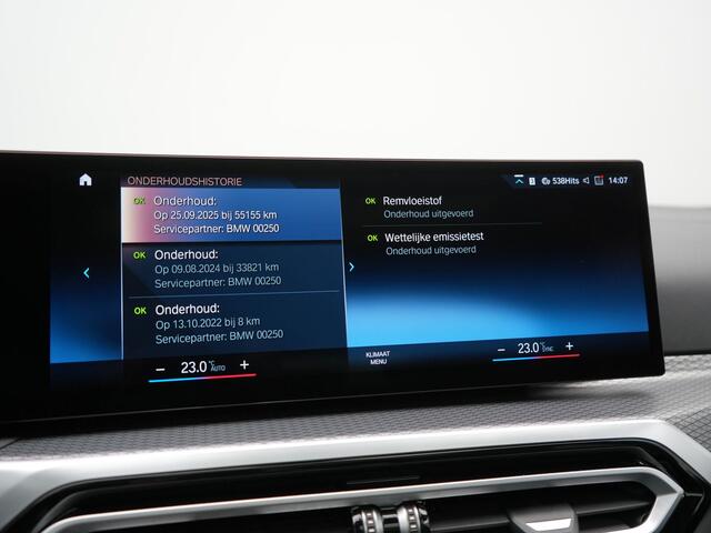 BMW 3-SERIE Touring 330e M Sport PHEV 293pk Dealer O.H. | Dravitgrau | Trekhaak Af Fabriek | Panodak | Head Up | Camera | Lederen Sportstoelen Verwarmd | Sfeerverlichting | Apple Carplay | Keyless | Blis | Cruise Control | Navigatie | DAB | Plug I