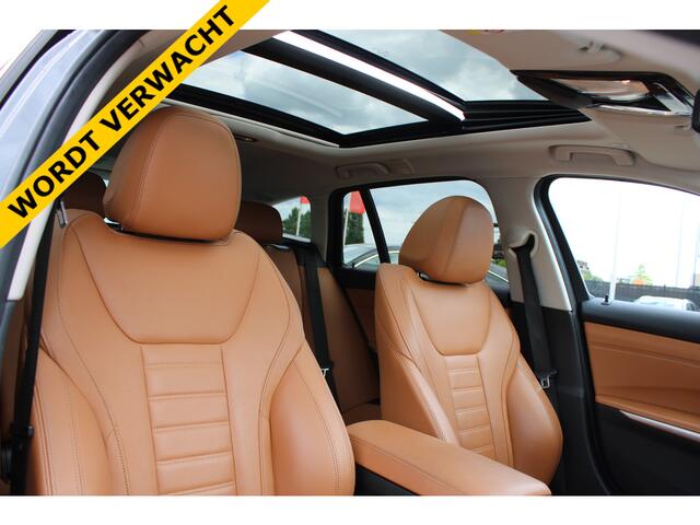 BMW 3-SERIE Touring 330e xDrive High Executive PANORAMADAK LEDER H&K HEAD-UP LASER