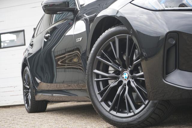 BMW 3-SERIE Touring 320e LCI M-Sport Pro | ADAPTIVE LED | ACC | HEAD-UP | STOELVERW. | CAMERA |