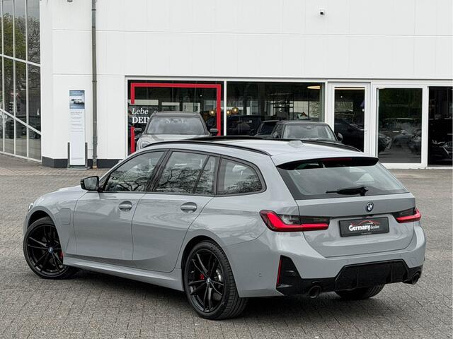 BMW 3-SERIE Touring 330e xDrive 292pk M-Sport+Pro M-Zetels+Memo Pano Tr-Haak Led M-Rem H&K Head-Up VOL!
