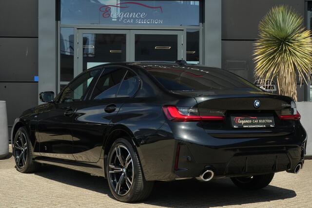 BMW 3-SERIE 330e M Sport High Executive 292pk Navigatie/HUD/360Camera