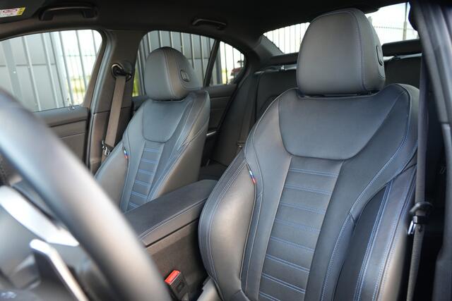 BMW 3-SERIE 330e M Sport High Executive 292pk Navigatie/HUD/360Camera