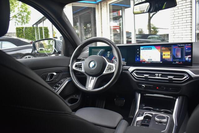 BMW 3-SERIE Touring 330e M-Sport Camera 19" Head Up Carplay HiFi