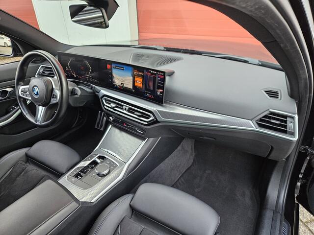 BMW 3-SERIE Touring 330e M-Sport | ACC | Carplay | Camera