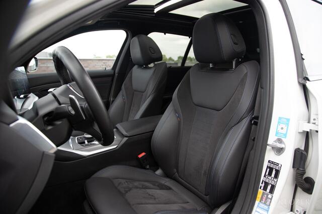 BMW 3-SERIE Touring 320e | M-Sport | Pano | HUD | ACC | H/K | Camera | Keyless | Ambiance Lighting
