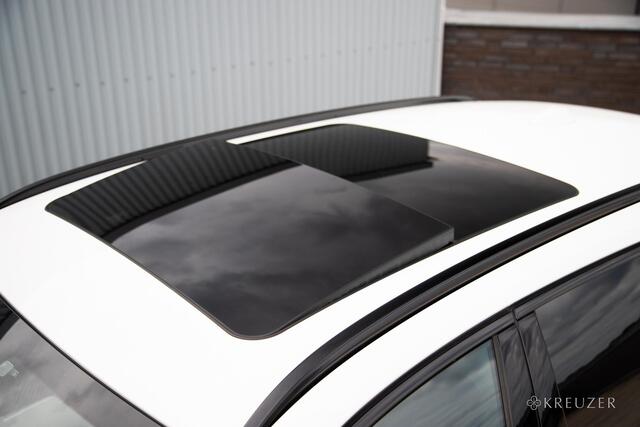 BMW 3-SERIE Touring 320e | M-Sport | Pano | HUD | ACC | H/K | Camera | Keyless | Ambiance Lighting
