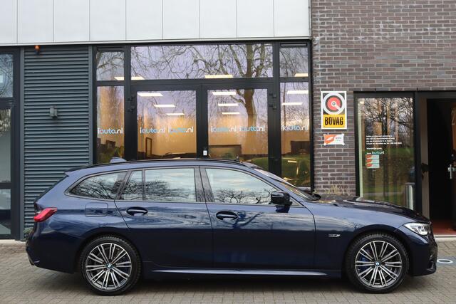 BMW 3-SERIE Touring 330e M-Sport Shadow Line Pano/Laser LED/Leder/360/Keyless/Headup/ACC/Dodehoek