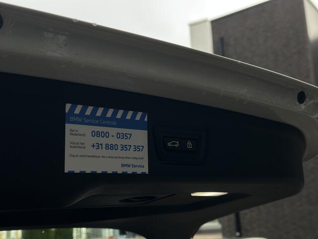 BMW 3-SERIE Touring 330e xDrive Business Edition Plus Pano / HUD / ECC / 360 Camera