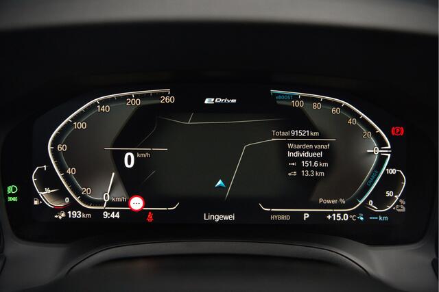 BMW 3-SERIE Touring 330e High Executive Sportline | Keyless | PDC | Leer | Hifi | Ambiance Verlichting | Stoelverwarming | Adaptive Cruise Control | BTW | LED | Shadow Line | Navigatie Prof. | DAB |