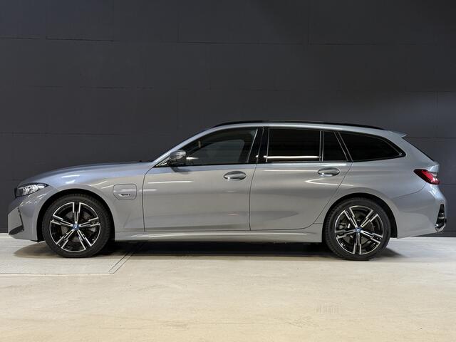 BMW 3-SERIE Touring 330e | M-pakket | Lederen sportstoelen | Harman/Kardon | Sfeerverlichting | Full LED