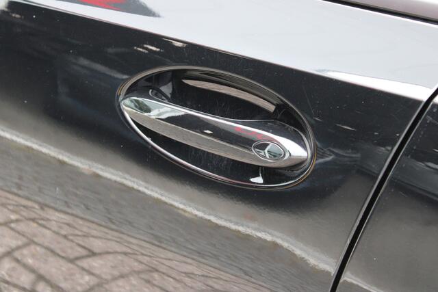 BMW 3-SERIE Touring 330e High Executive