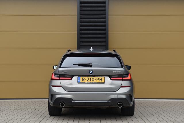 BMW 3-SERIE Touring 330e xDrive High Executive * M-Sport * Panoramadak * SOH 94% * Comforttoegang * Head-up * Sfeerverlichting *