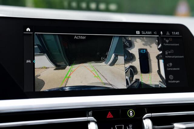 BMW 3-SERIE Touring 330e M-Sport | Pano | Trekhaak | 360 camera