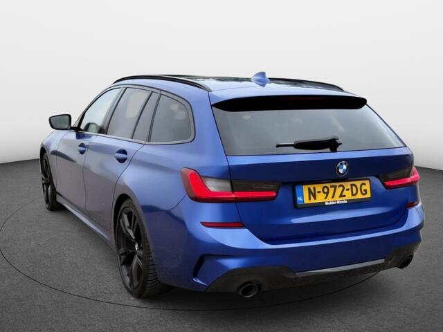 BMW 3-SERIE Touring 318i Executive Edition M-pakket Aut | Leder | Panoramadak