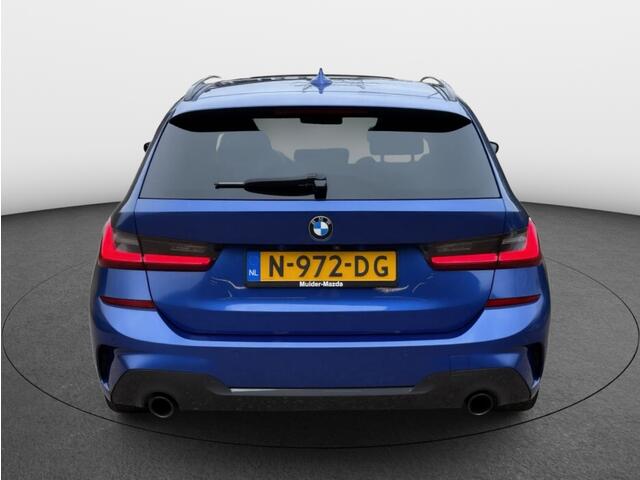 BMW 3-SERIE Touring 318i Executive Edition M-pakket Aut | Leder | Panoramadak
