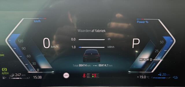 BMW 3-SERIE Touring 320e M-Sport | Panoramadak | 360° Camera | Elektr. Voorstoelen met Memmory!