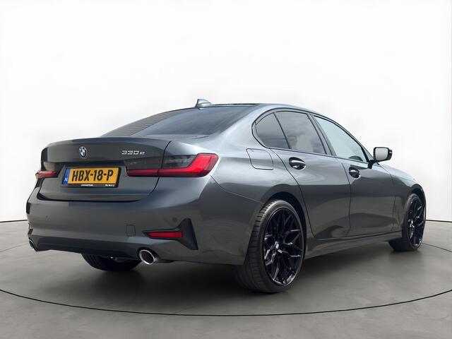 BMW 3-SERIE 330e 292PK Sport-Line Shadow Dode-Hoek Virtual