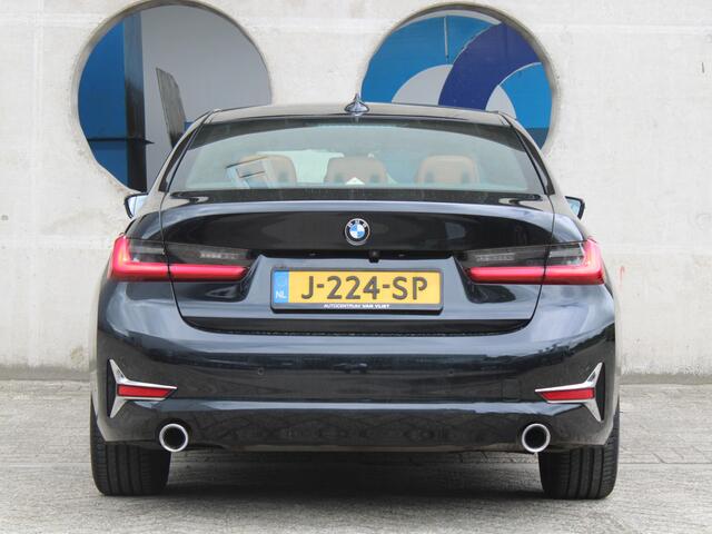 BMW 3-SERIE 320i High Executive Edition | APPLE CARPLAY / ANDROID AUTO | LEDEREN BEKLEDING | STOELVERWARMING |