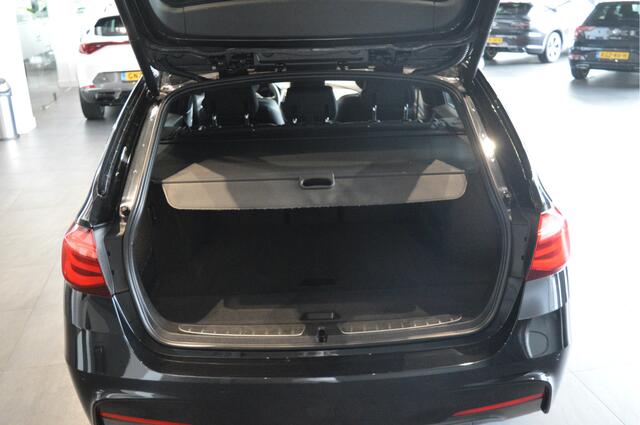 BMW 3-SERIE Touring 318i M Sport navi clima cruise led leer 18 inch !!