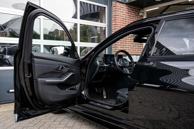 BMW 3-SERIE 330 330e Touring M Sport | Maxton | ACC | Trekhaak | Stoelverwarming | Widescreen | 18' Inch |