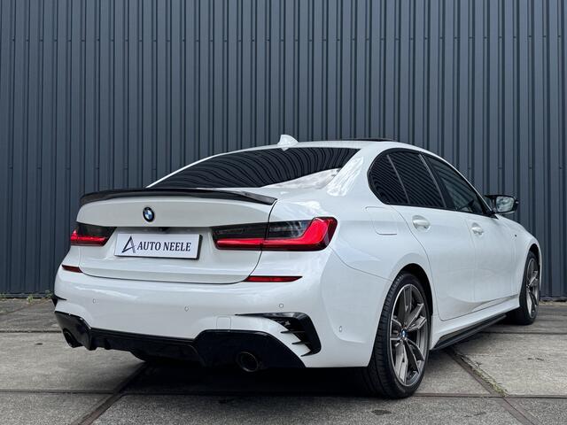 BMW 3-SERIE 330e M Sport 292 pk PANO, Stuurverw, Elektr Zetels