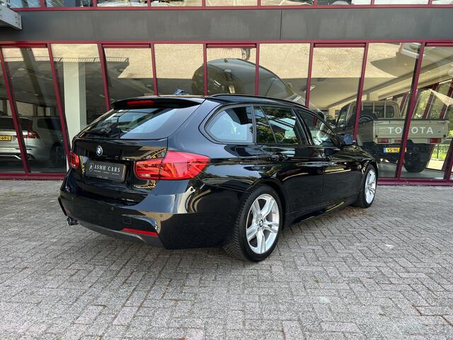 BMW 3-SERIE Touring 318i Executive | M-Sport Edition | LED | Alcantara | Cruise | Airco | Stoelverw. |
