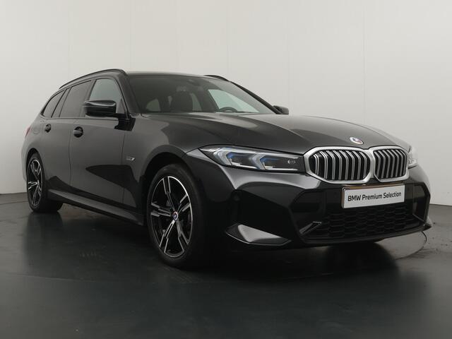 BMW 3-SERIE Touring 330e xDrive M sportpakket | Head up | Elektrische Stoelen | Panorama dak | Trekhaak