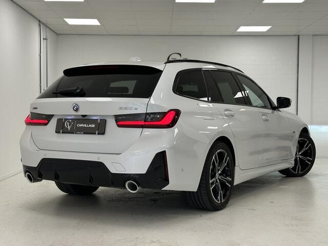 BMW 3-SERIE Touring 330e xDrive | Cognac bekleding | Panoramadak | Head-up-D