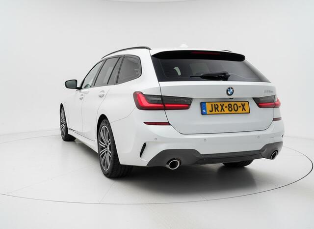 BMW 3-SERIE Touring 330e M sport ACC Trekhaak