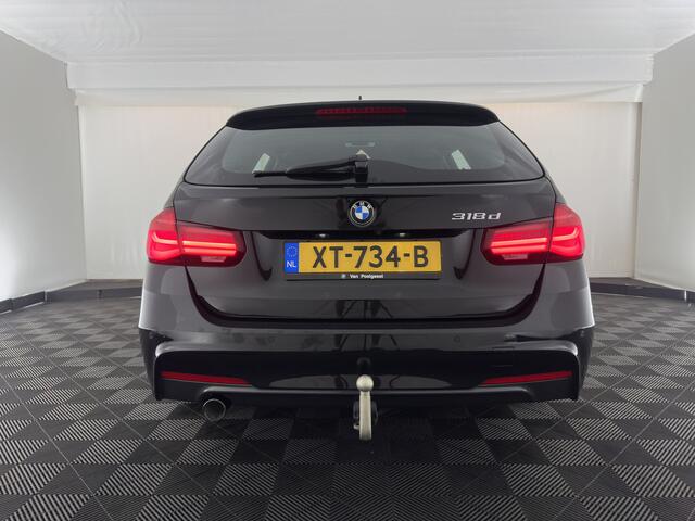 BMW 3-SERIE Touring 318d M-Sport Edition Aut. *LEATHER | FULL-LED | HEATED-SPORTSEATS | CAMERA | DIGI-COCKPIT | HIFI-SOUND | NAVI-FULLMAP | ECC | PDC | CRUISE | KEYLESS | TOWBAR | 17''ALU*