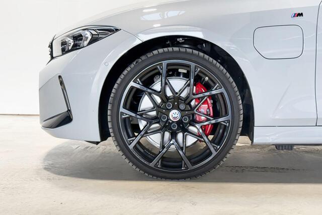 BMW 3-SERIE Sedan 330e Innovation Pack M Sportpakket Pro