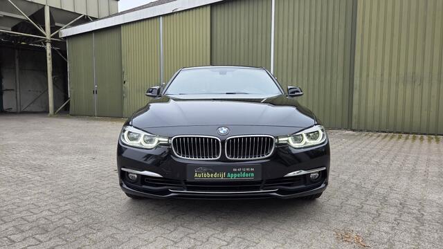 BMW 3-SERIE 318i Corp L. Hi Ex