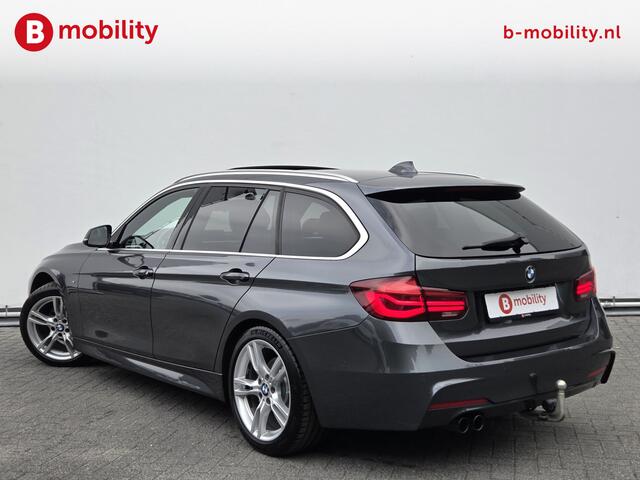 BMW 3-SERIE Touring 320i High Executive M-Sport Trekhaak 1800kg Panoramadak Apple CarPlay NL Auto! | Head-Up | Achteruitrijcamera | Leer | Dealer Auto