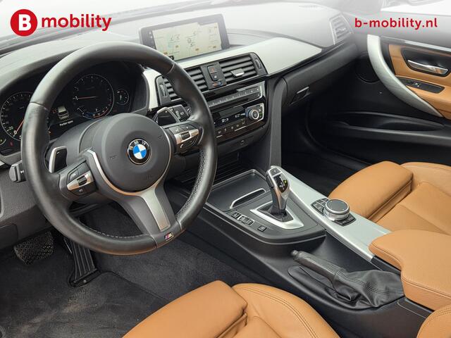 BMW 3-SERIE Touring 320i High Executive M-Sport Trekhaak 1800kg Panoramadak Apple CarPlay NL Auto! | Head-Up | Achteruitrijcamera | Leer | Dealer Auto