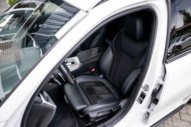 BMW 3-SERIE 330 330i Touring M Sport | ACC | Maxton | 19' Inch | Stoelverwarming | M Sportremmen |
