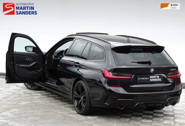 BMW 3-SERIE touring 330 e M Sport Pano/apple carplay /trekhaak