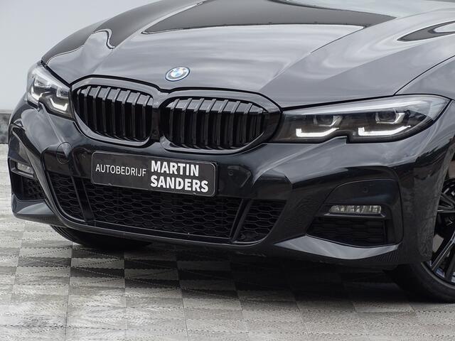BMW 3-SERIE touring 330 e M Sport Pano/apple carplay /trekhaak