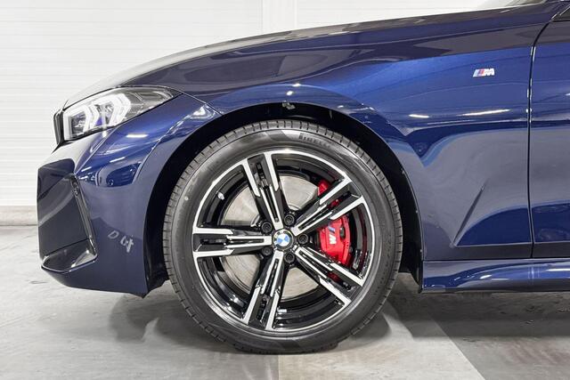 BMW 3-SERIE Sedan 318i | M-Sport Pro | Comfort Pack | Comfort Access | Harman/Kardon | Stoelverwarming