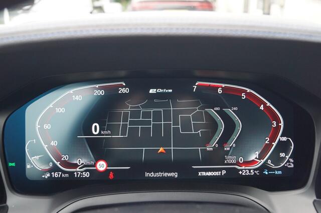 BMW 3-SERIE 330e (292pk) M340I Look Wheelforce/Laser/HUD/Keyless/Carbon