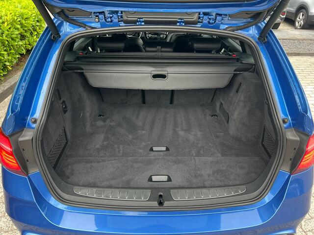 BMW 3-SERIE Touring 318i M Sport xenon, camera, leer, virtual cockpit