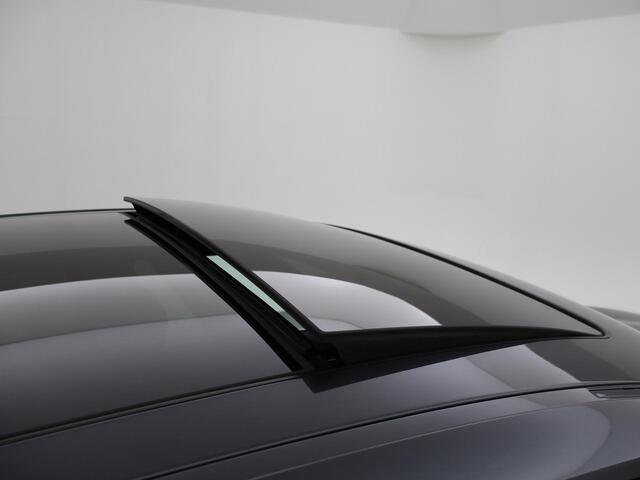 BMW 3-SERIE GT Gran Turismo 320i 184 PK + PANORAMA | LEDER | NAVI PRO | LED | STOELVERWARMING