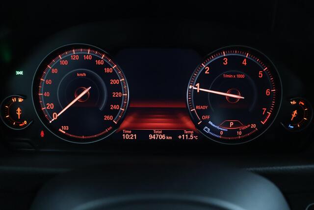 BMW 3-SERIE GT Gran Turismo 320i High Executive Edition | voorstoelen verwarmd | HiFi Audio | Cruise Control | sportonderstel |